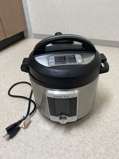 Instant Pot Ultra, 10-in1 Pressure Coocer, 6 Quart　インスタントポット