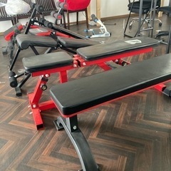 ● トレーニングベンチ、どれでも１つ2000円の画像