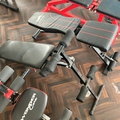 ● トレーニングベンチ、どれでも１つ2000円の画像