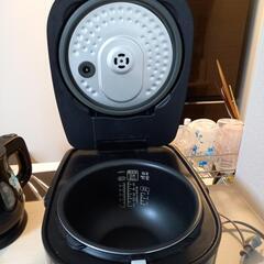 炊飯器　アイリスオーヤマの画像