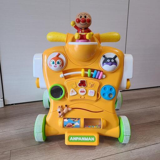 アンパンマン　乗って！押して！へんしんウォーカー