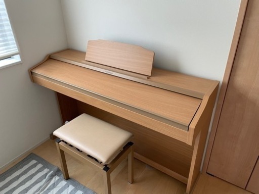 ローランド　デジタルピアノ　電子ピアノ　(RP501R)