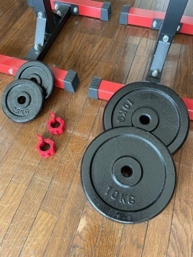 【お取引き決定済み】ほぼ未使用！バーベル+バーベルラック+10kg(２枚)2.5kg(２枚)