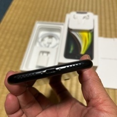 商談中 iPhone SE 第二世代 128G Blak