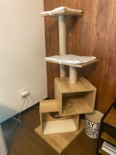キャットタワー