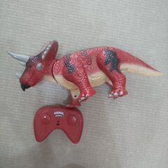 リモコンで動く恐竜