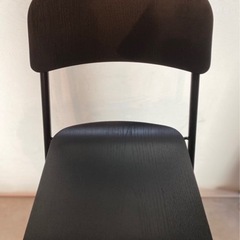 IKEA 折りたたみ式　背もたれ付き　カウンターチェアの画像