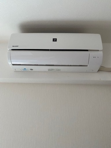 シャーププラズマクラスター付きエアコンです。