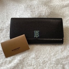 新品正規品 Burberry 定価:62,700円　バーバリー　長財布　レディース　メンズ　