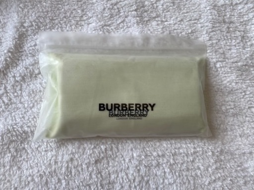 新品正規品 Burberry 定価:62,700円　バーバリー　長財布　レディース　メンズ　