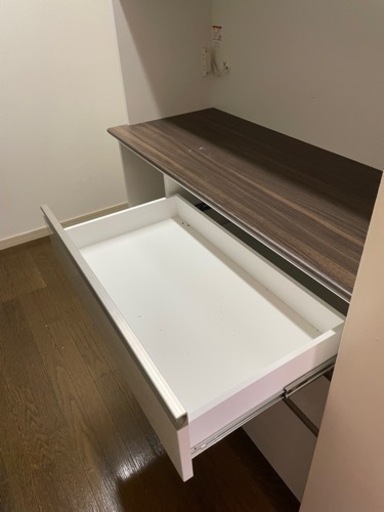【取引中】松田家具 食器棚 ファンシー