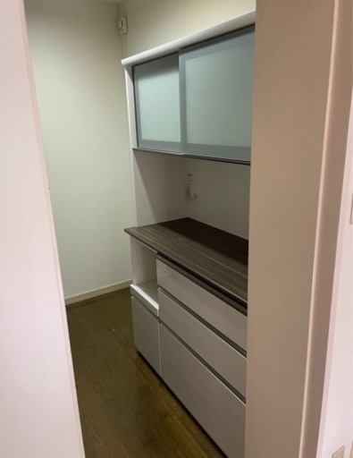 【取引中】松田家具 食器棚 ファンシー