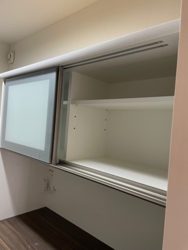 【取引中】松田家具 食器棚 ファンシー