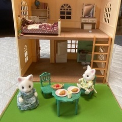 シルバニアファミリー　三階建ての家の画像