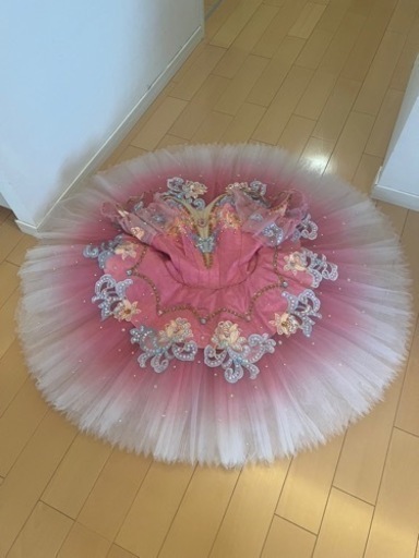 バレエの衣装売ります。