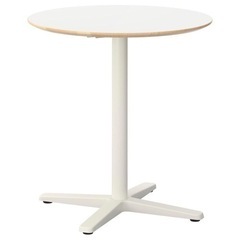 【お取引き中】IKEA BILLSTA イケア　バー　カフェテーブルの画像