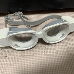 アイマッサージ機