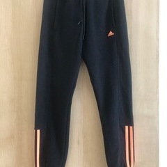 adidasズボン