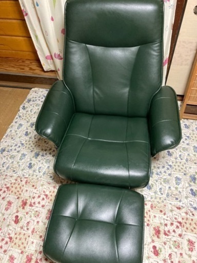 ☆【お値引き】レザー調リクライニングチェア☆オットマン付き☆自宅保管品