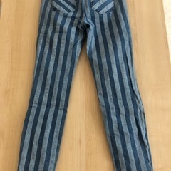 ARMANIジーパンの画像