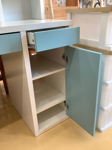 ワークステーション　IKEA ホワイト×ブルー