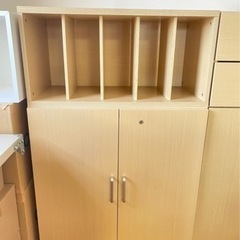 木製ユニットキャビネットの画像