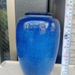 花瓶　陶磁器の画像