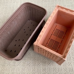 プランター2個差し上げます