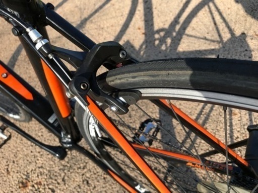 閲覧いただきありがとうございました。他で買い手が決まりました。　　サドル更新　ジャイアント DEFY4 Sサイズ  タイヤ他新品　整備済