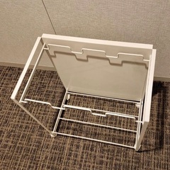 タワー ダストワゴン（ゴミ箱）の画像