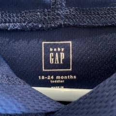 【新品未使用】baby GAP パーカー ラッシュガードの画像