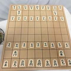 ☆T2017☆　将棋盤(木製)+駒(プラ製)セット　☆の画像