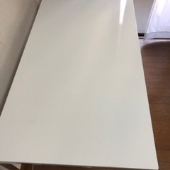 テーブルの画像