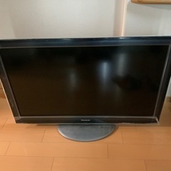 パナソニック　37インチ　テレビ