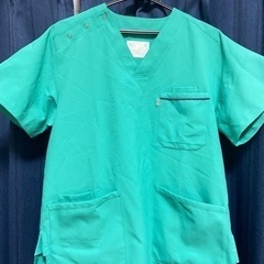 新しい白衣に買い替えたい人に！お手軽！