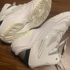 アシックス バスケットボールシューズ 20センチの画像