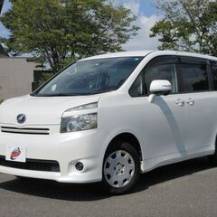 【自社ローン】TOYOTAヴォクシー★保証人なしOK★車両頭金なしOK