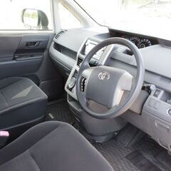 【自社ローン】TOYOTAヴォクシー★保証人なしOK★車両頭金なしOKの画像