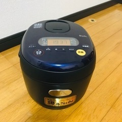 【超美品！】値下げしました！！ 値段交渉あり！炊飯器 3合炊き アイリスオーヤマの画像