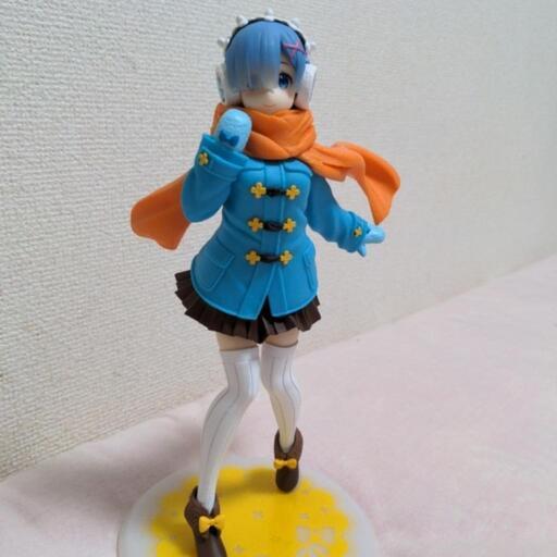 リゼロ　レム　コート　フィギュア