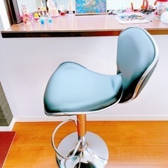 カウンター イスの画像