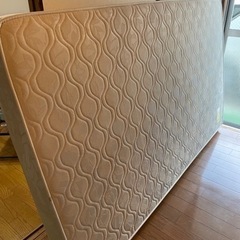 無料にしました。マニフレックス　セミダブル　