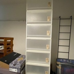 無印良品クリアケース7個の画像