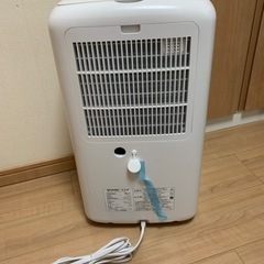 シャープ コンプレッサー方式 衣類乾燥除湿機 CV-N71 ほぼ新品