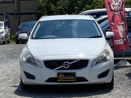 VOLVO  v60  T4スカンジナビアン.リミテッド