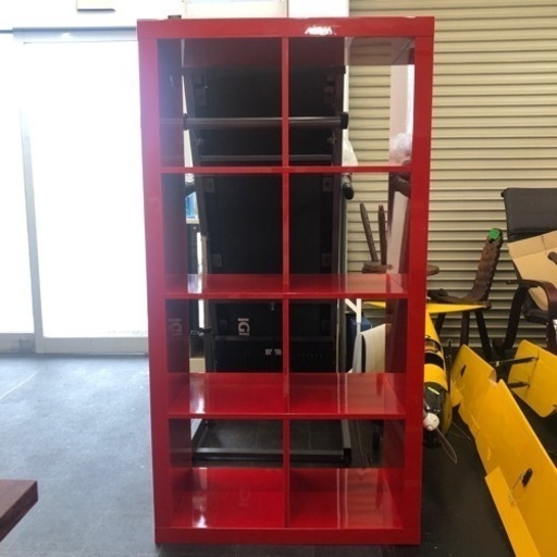 IKEA？ 赤い４段２列棚