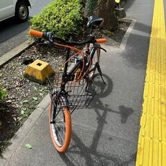 【リサイクルショップどりーむ鹿大前店】No.257　折り畳み自転車　20インチ　14230SA 　六段変速ギア付き♪　オシャレなオレンジ＆ブラックのツートンカラー⤴の画像