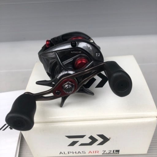 リール　ダイワ ALPHAS AIR7.2L  左ハンドル