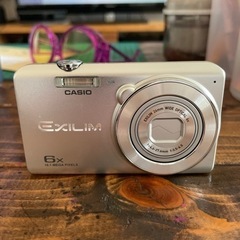(取引中)CASIOデジカメEXILIM