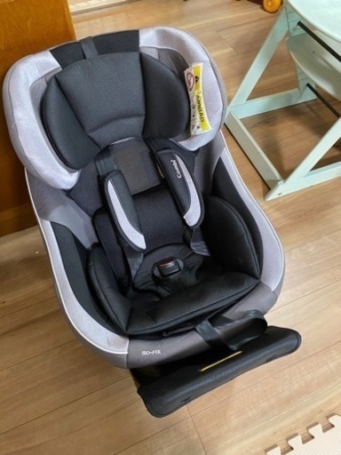 《取引中》チャイルドシート　コンビ　NEROOM 《価格相談》